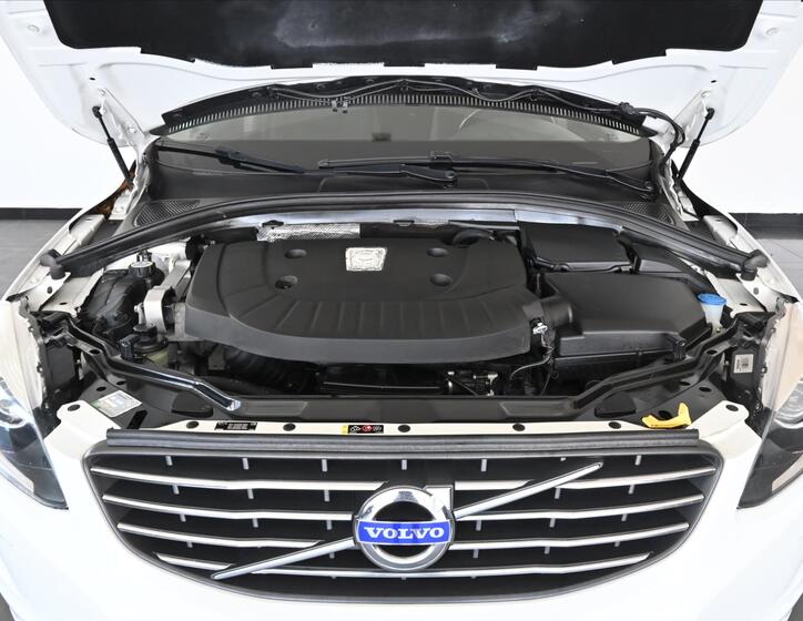 Volvo XC60 5