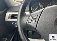 BMW Řada 3 52