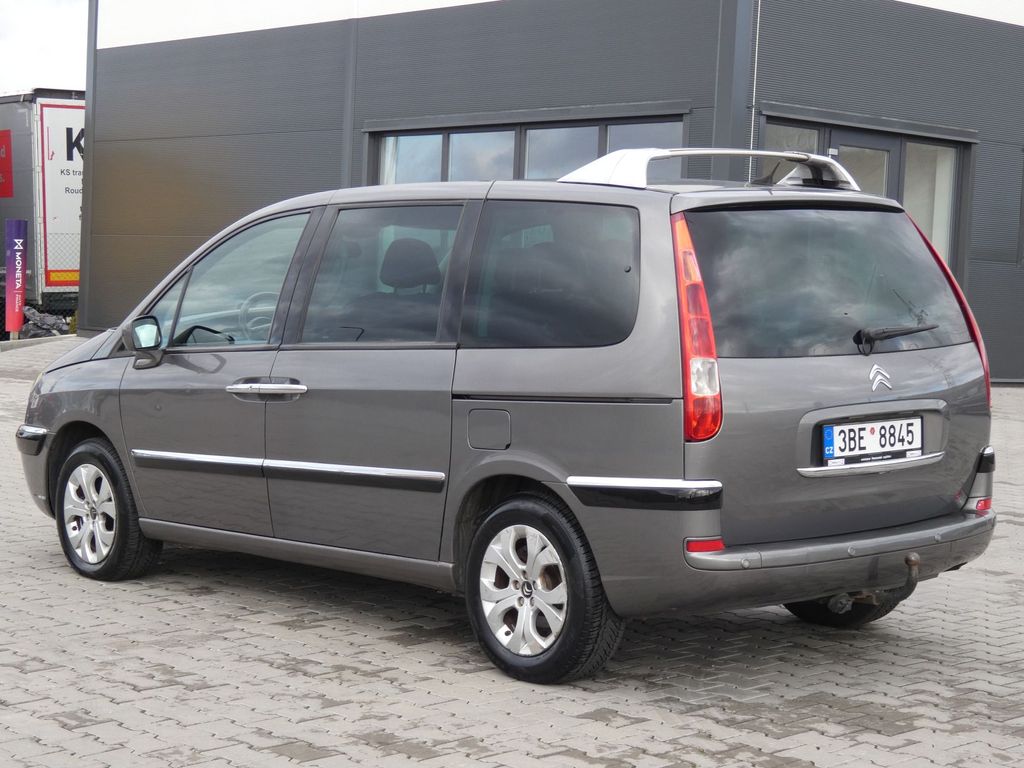 Citroën C8