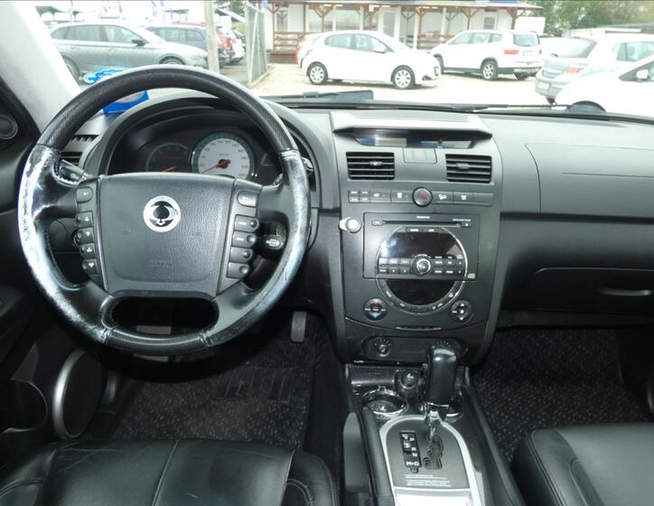 SsangYong Rexton 7