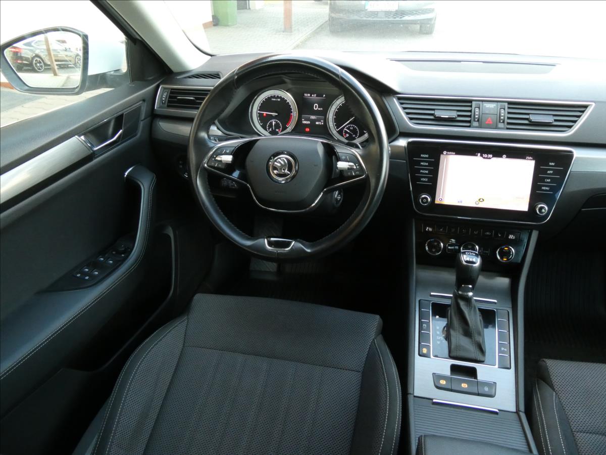 Škoda Superb