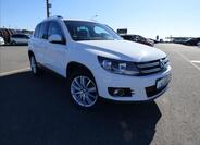 Volkswagen Tiguan 1