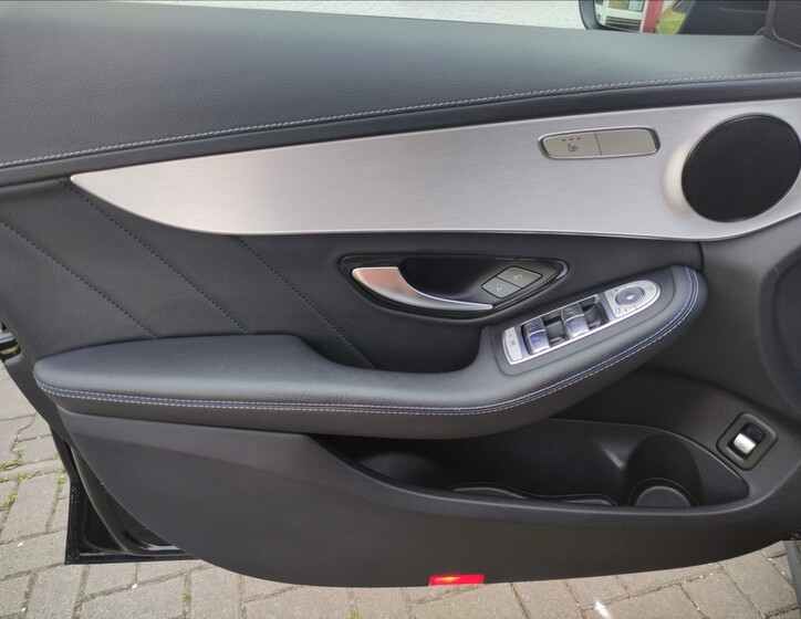 Mercedes-Benz Třídy C 9