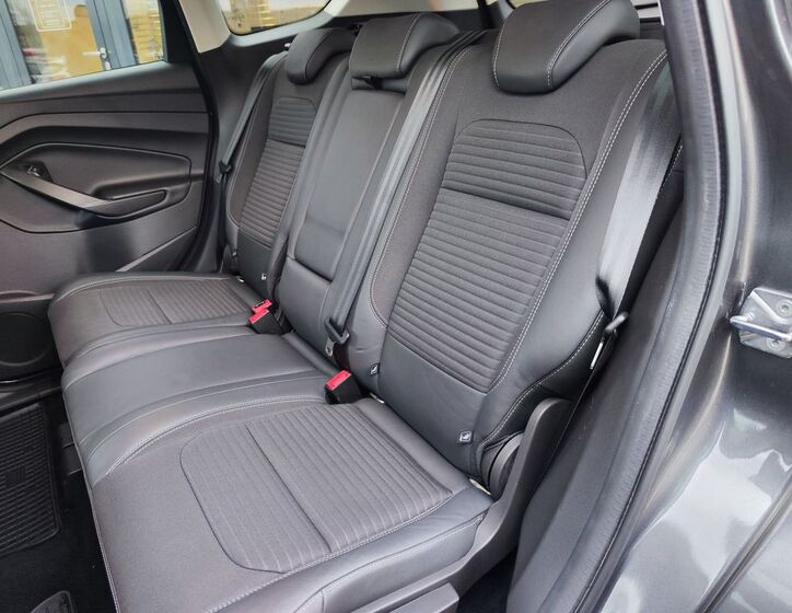 Ford Kuga 13