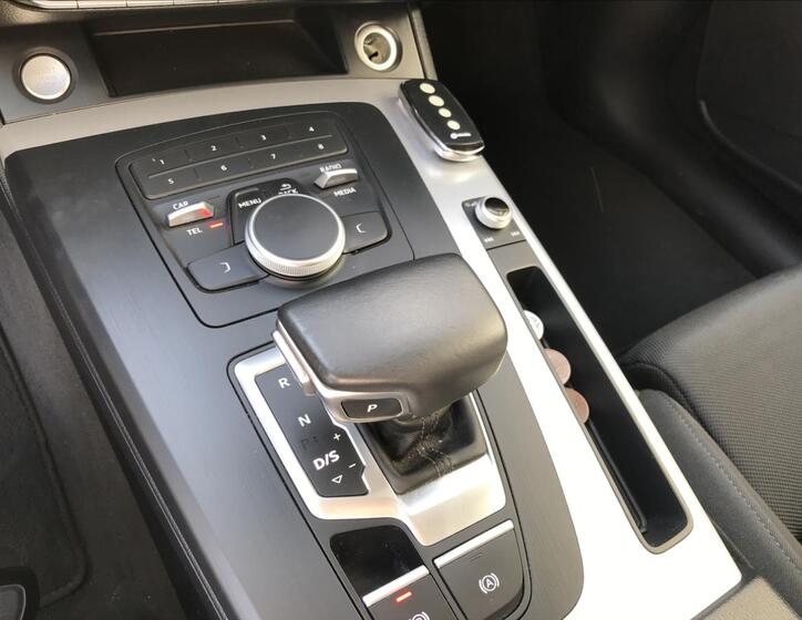 Audi Q5 11