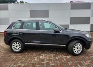 Volkswagen Touareg 5