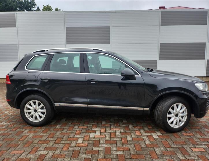 Volkswagen Touareg 5