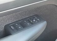 Volvo XC40 17
