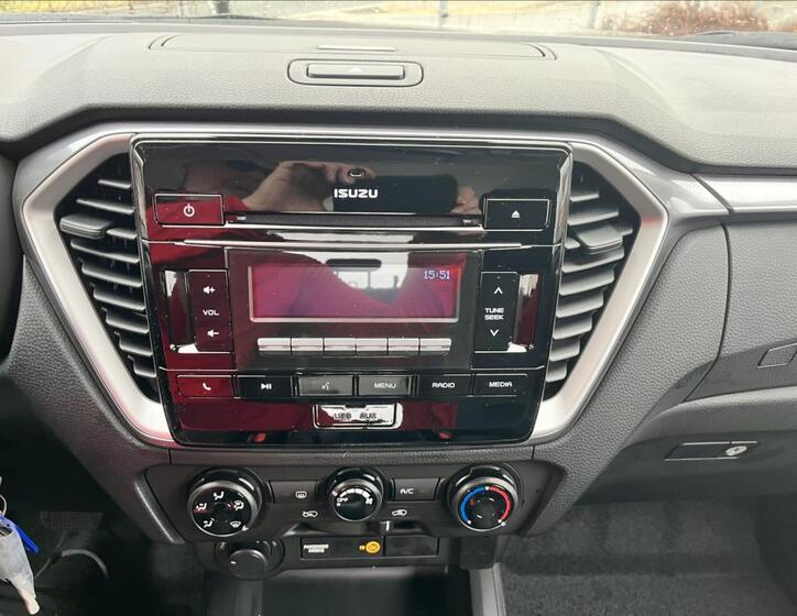 Isuzu D-Max 17