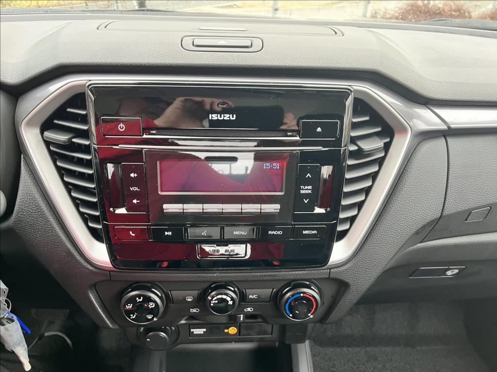 Isuzu D-Max