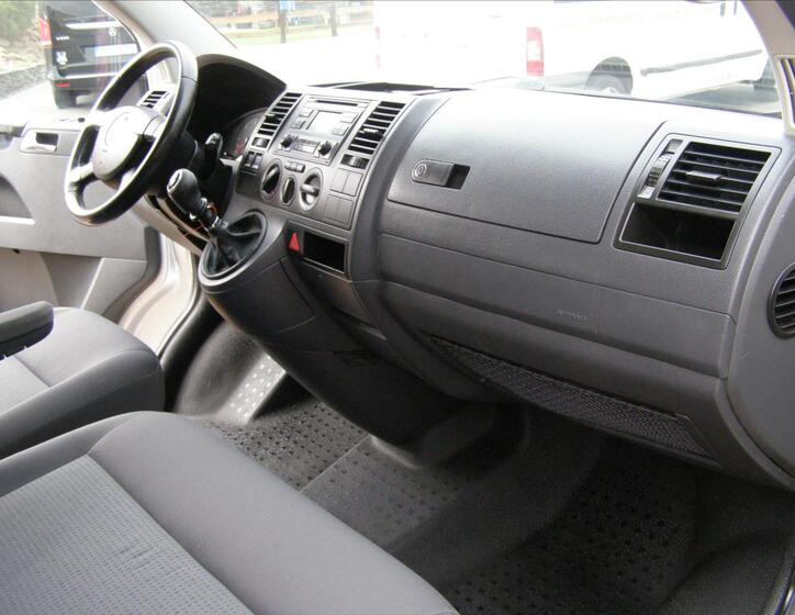 Volkswagen Caravelle 20