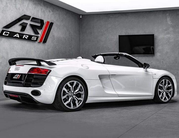 Audi R8 6