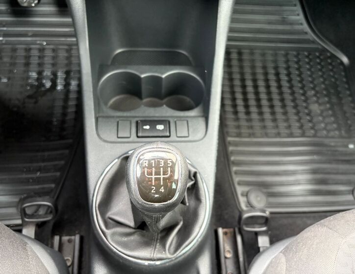 Škoda Roomster 9