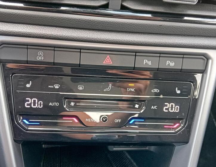 Volkswagen T-Roc 17