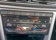 Volkswagen T-Roc 17