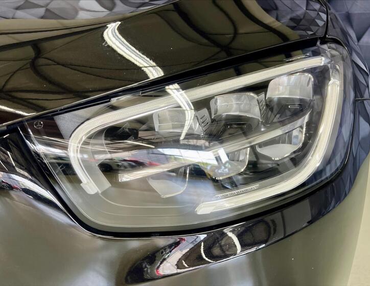 Mercedes-Benz GLC 8
