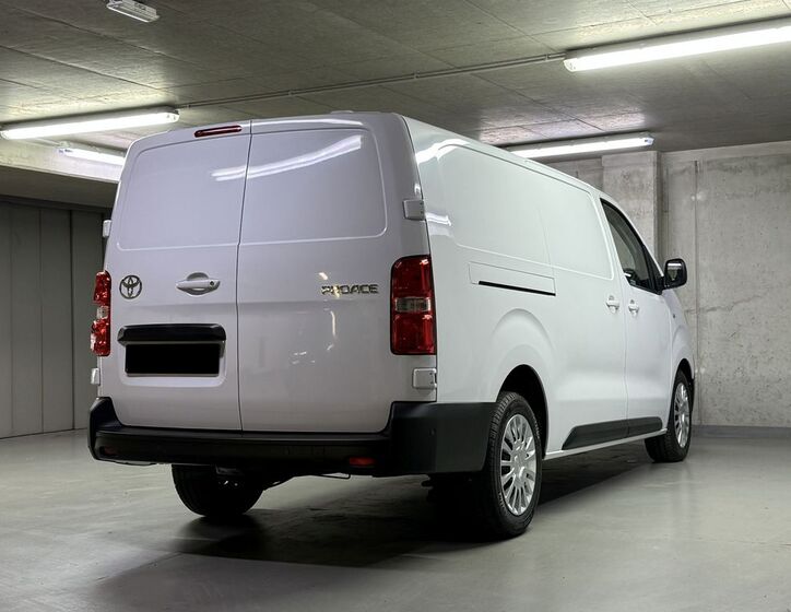 Toyota ProAce 4