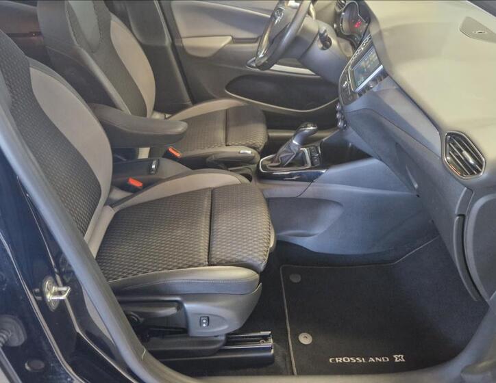 Opel Crossland X 13