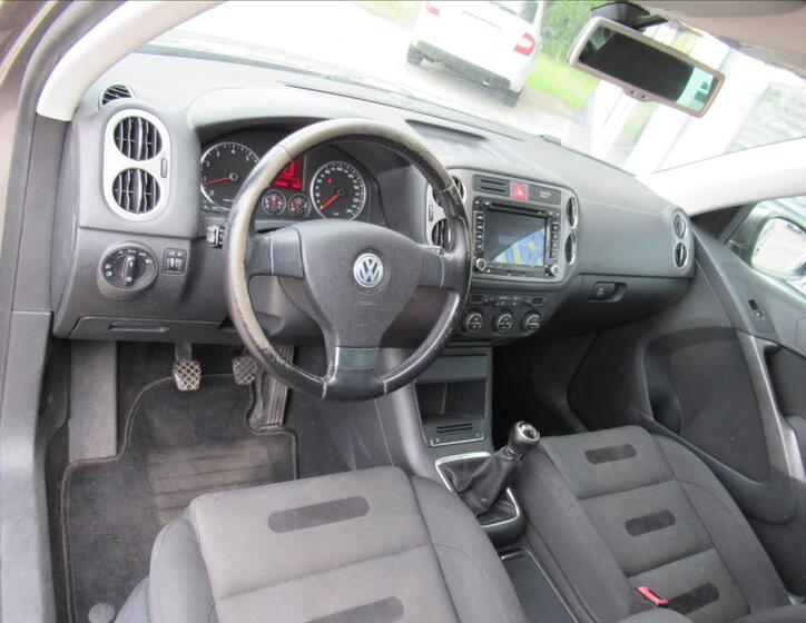 Volkswagen Tiguan 11