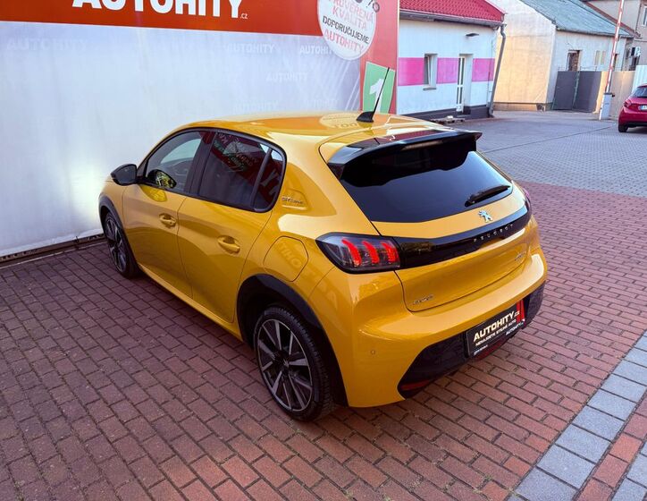 Peugeot 208 9