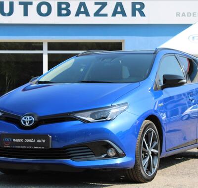 Toyota Auris 1