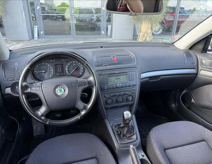 Škoda Octavia 15