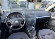 Škoda Octavia 15