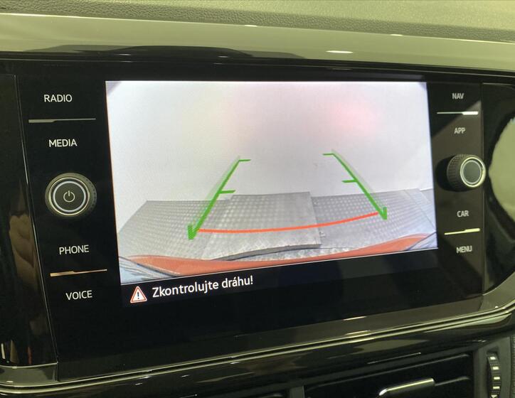 Volkswagen T-Cross 16