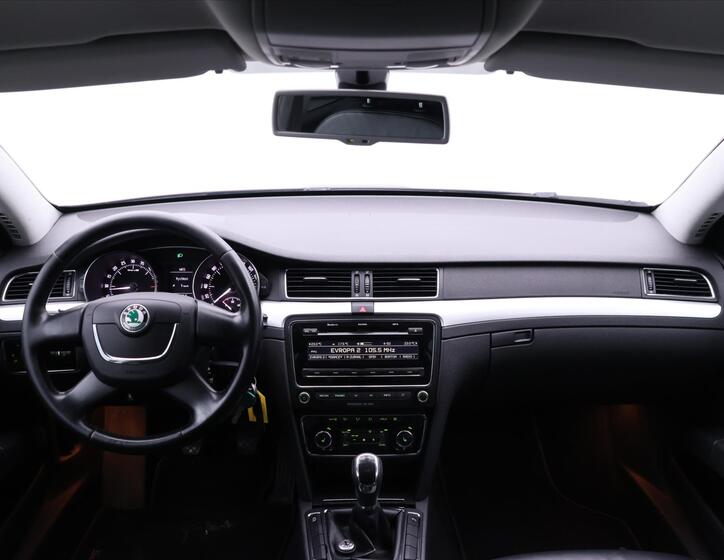 Škoda Superb 21