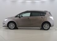 Toyota Verso 8