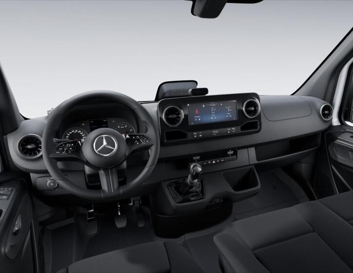 Mercedes-Benz Sprinter 4