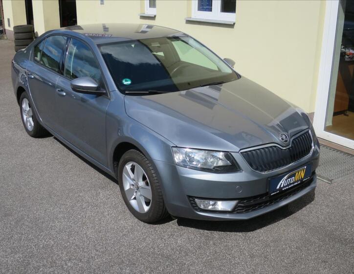 Škoda Octavia 1