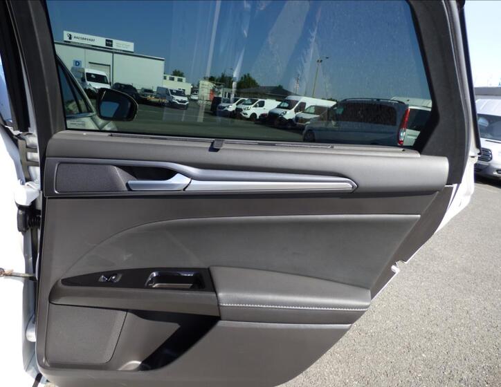 Ford Mondeo 59