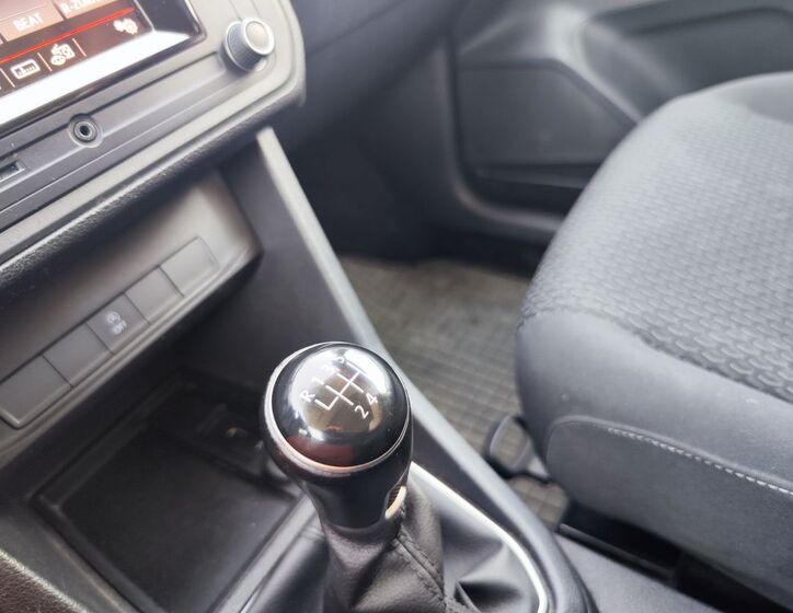 Volkswagen Caddy 18