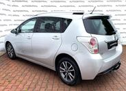 Toyota Verso 6