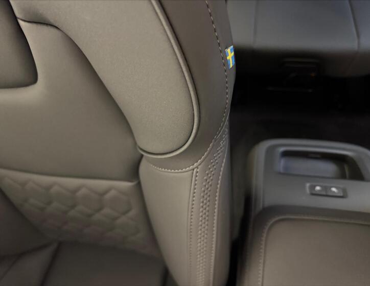 Volvo XC90 12