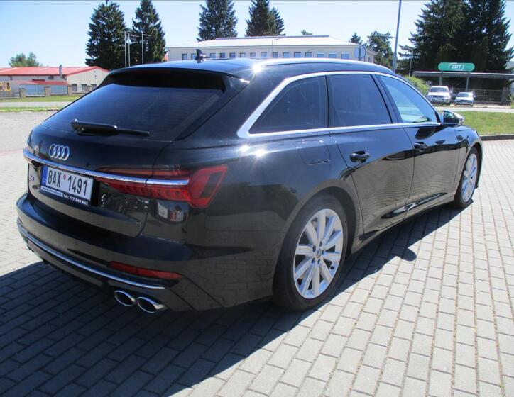 Audi S6 36