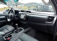 Toyota Hilux 28