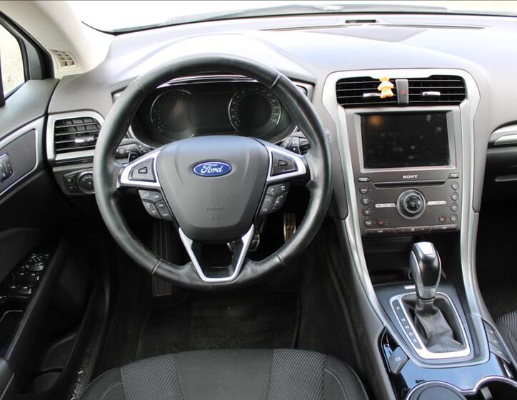 Ford Mondeo 12