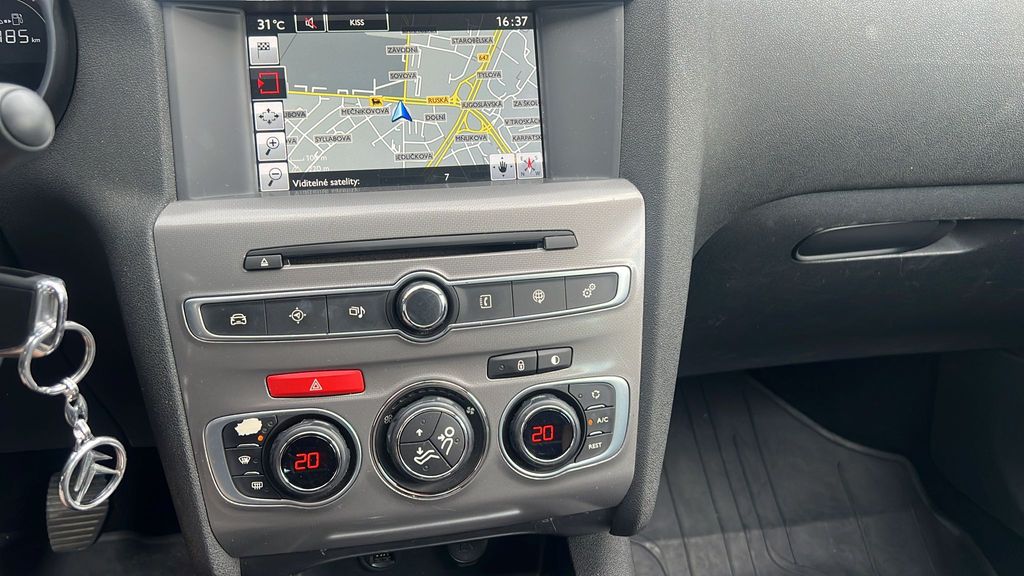Citroën C4