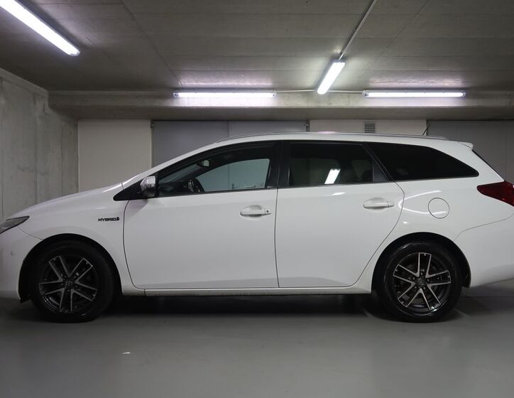 Toyota Auris 8