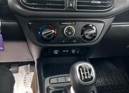 Hyundai i10 14