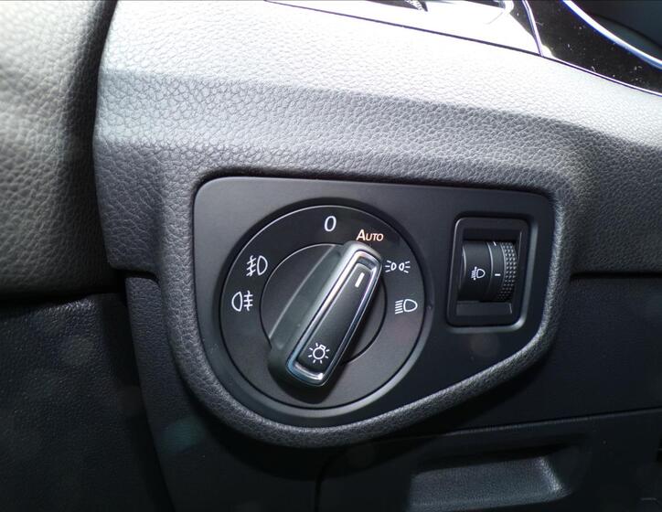 Volkswagen Golf Sportsvan 15