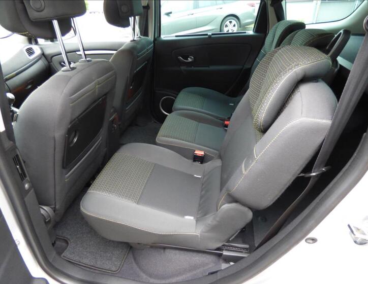 Renault Grand Scénic 32