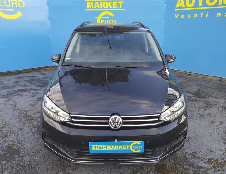 Volkswagen Touran 2
