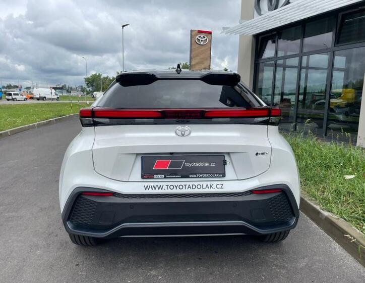 Toyota C-HR 5