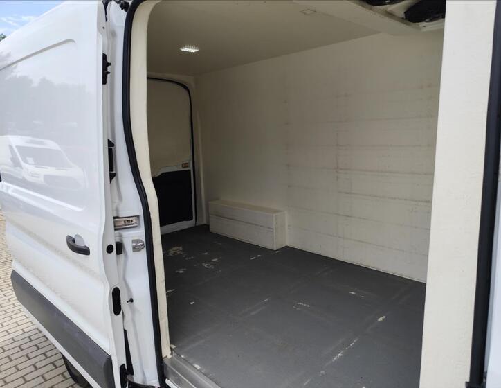 Ford Transit 4