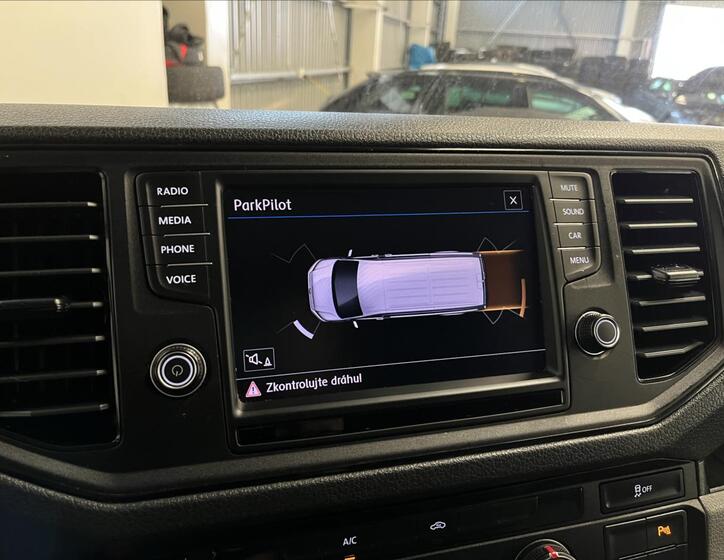 Volkswagen Crafter 8