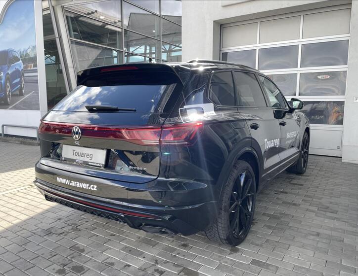 Volkswagen Touareg 11