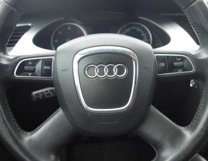Audi A4 10
